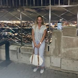 Meet your Posher, Dimitra